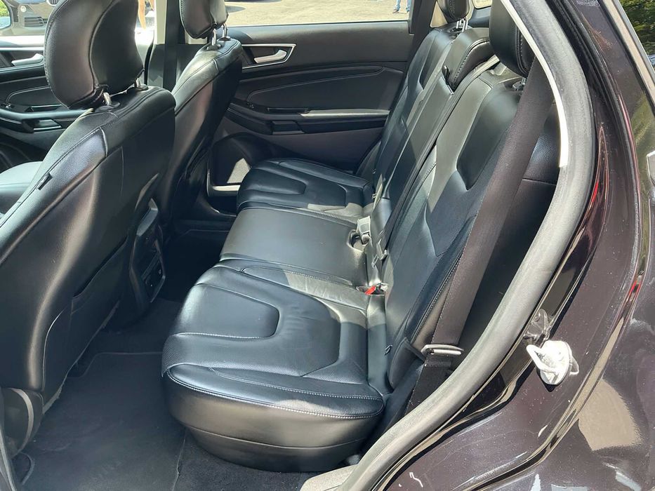 Ford Edge Titanium      2019