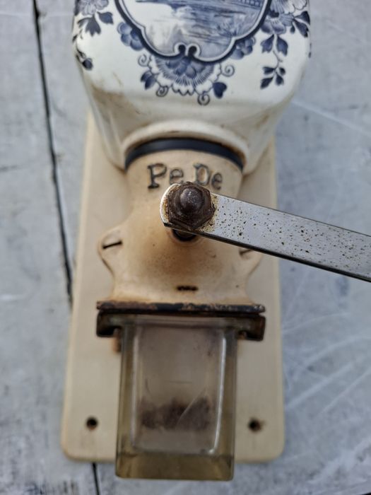 Pe De młynek wiszący ceramiczny stary