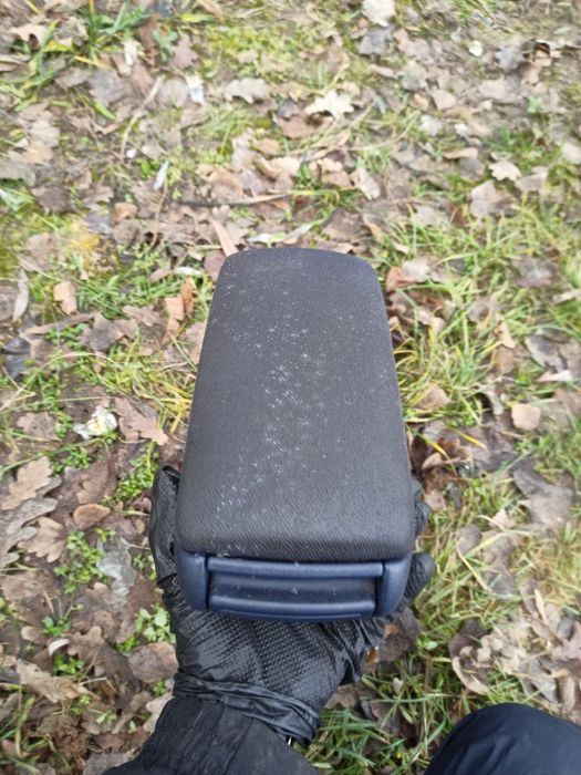 Бардачок на audi a6 c5