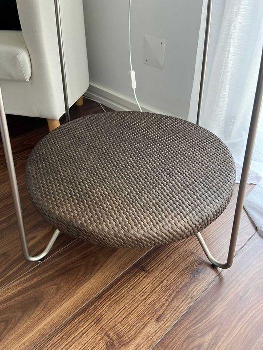 Mesa Apoio com Rattan IKEA