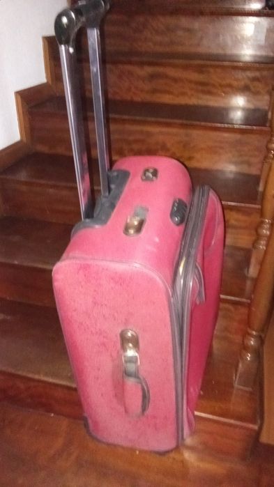 MALA VIAGEM Porão Com Rodas 3 Fotos