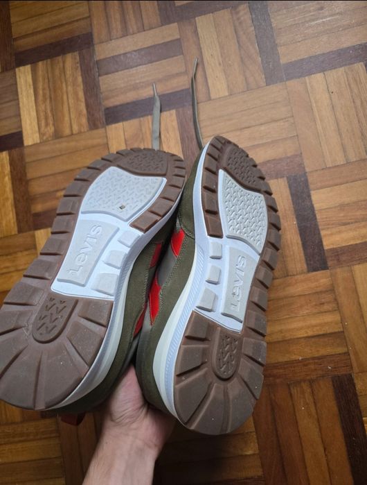 Sapatilhas Levi's 44 usadas 1x