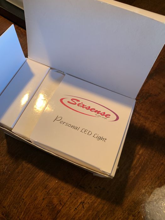 Kit manicure. Individual. Um dedo. Removedor Contem 2 vernizes  novos