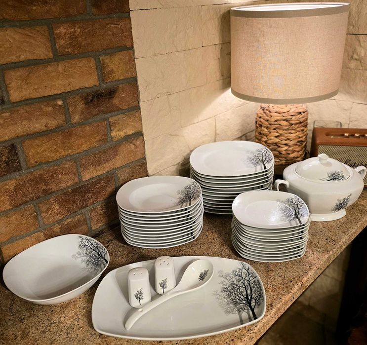 Zestaw obiadowy 43 elementy na 12 osób + waza - NOWY - 1 gatunek