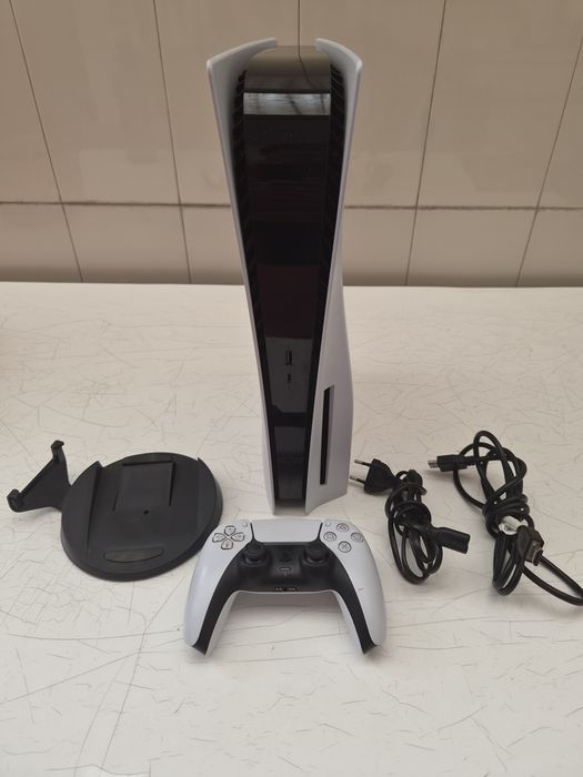 Ps5 com Leitor + Comando oficial  - Pode ser testada  !!