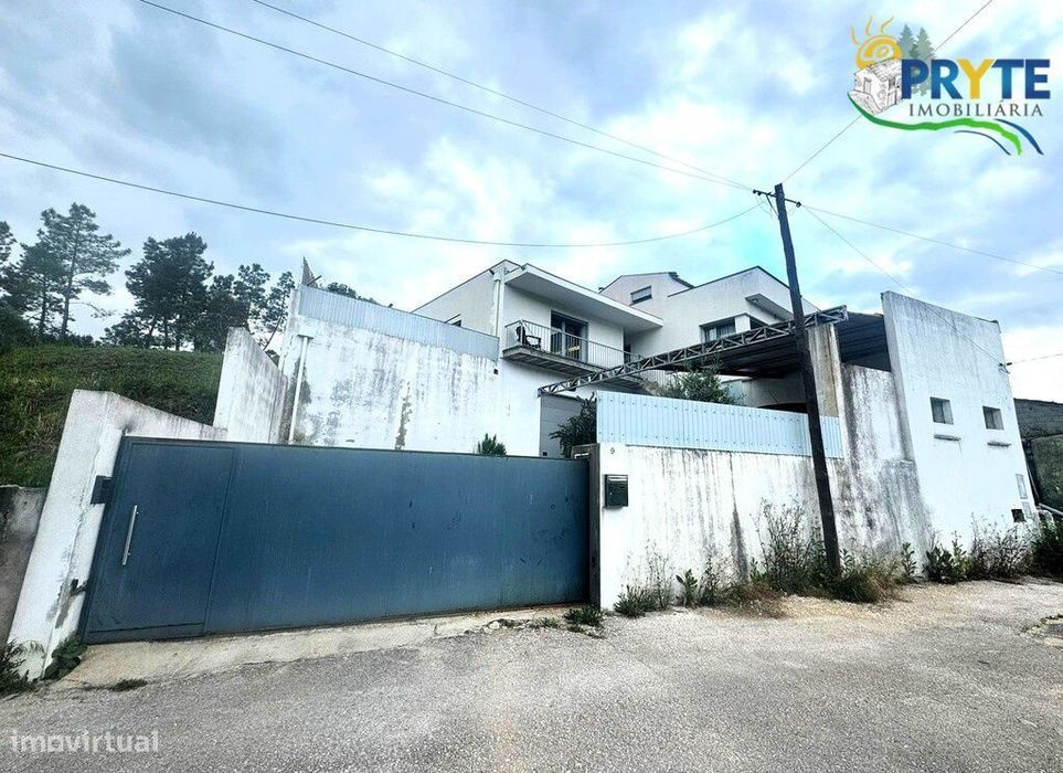 Moradia de tipologia T3 situada na Vila da Sertã