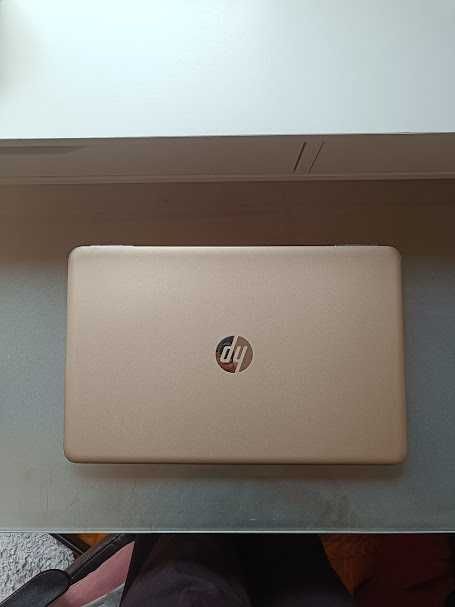 HP Pavilion 15-au048tx 15.6″ - dourado