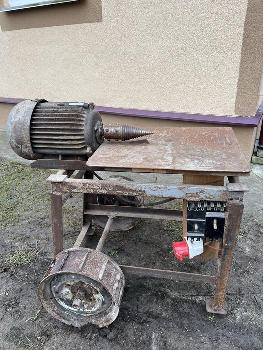 Продам конусний дровокол 5,5 КВт