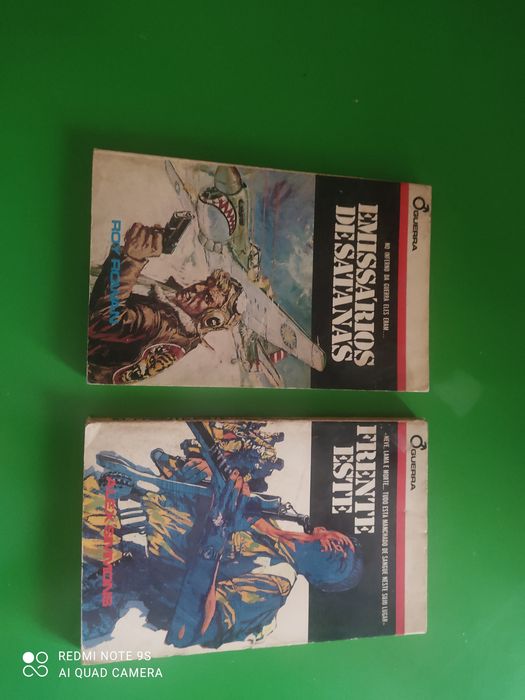 Dois livros de guerra 3€ unidade