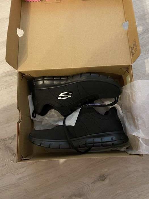 Buty Sketchers Memory Foam rozmiar 37