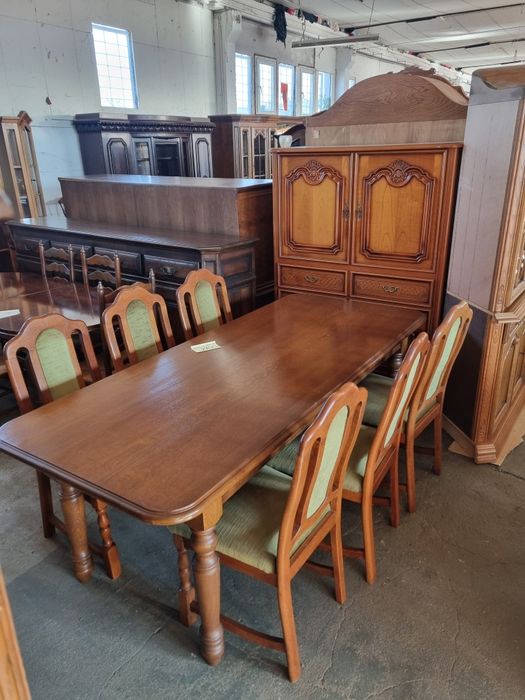 stół dębowy + 6 krzeseł