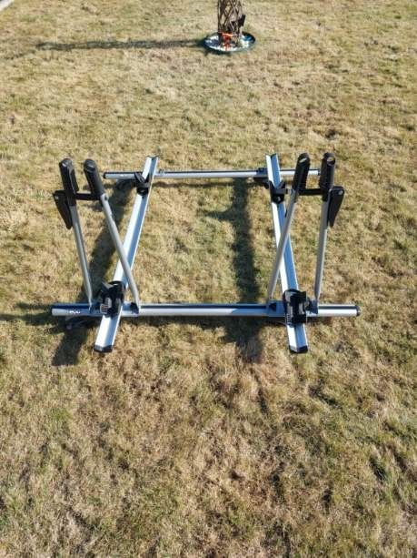 Rower z bagażnikiem  dachowym