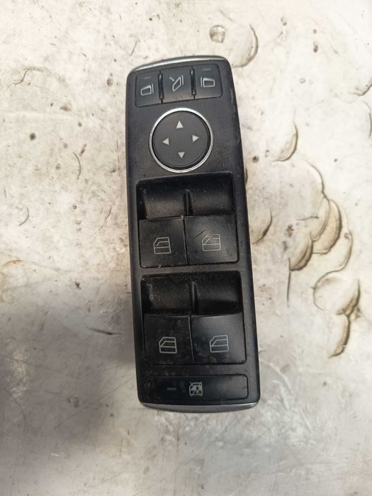 Comutador vidro frente esquerdo MERCEDES-BENZ C-CLASS (W204) C 220 CDI (204.002) A2049055402
