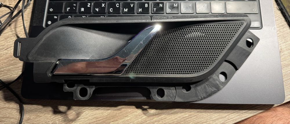 Ручка водійська внутрішня Skoda Rapid