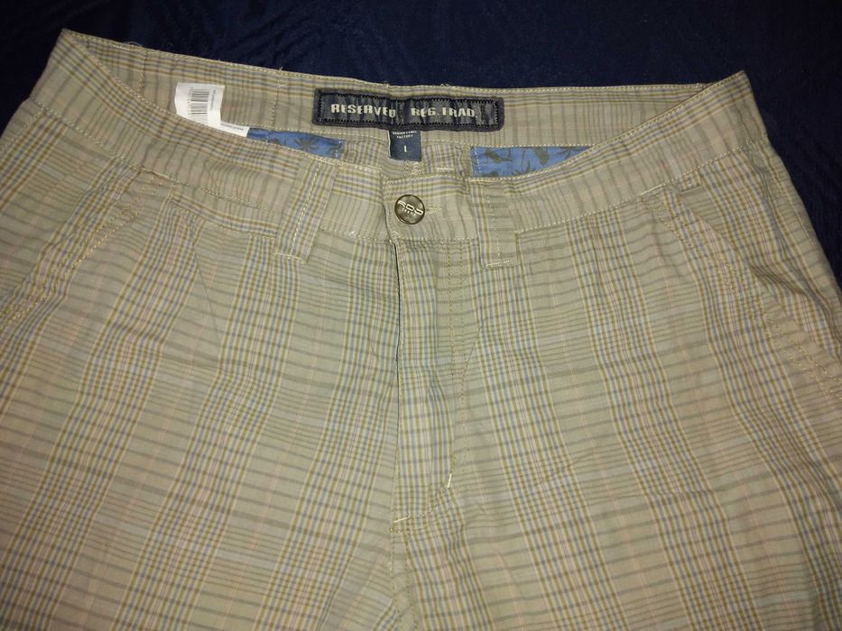 Spodnie rozmiar L Reserved