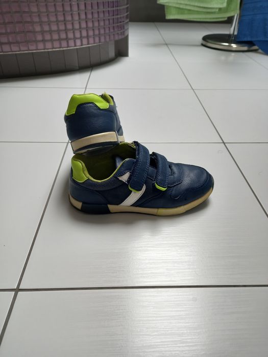 Buty chłopięce rozmiar 33