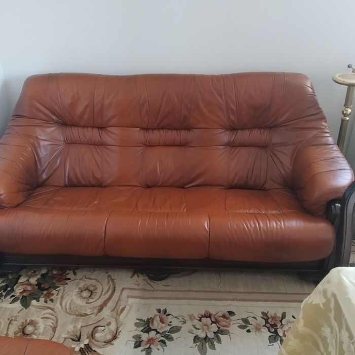 Sofa i dwa fotele ze skóry