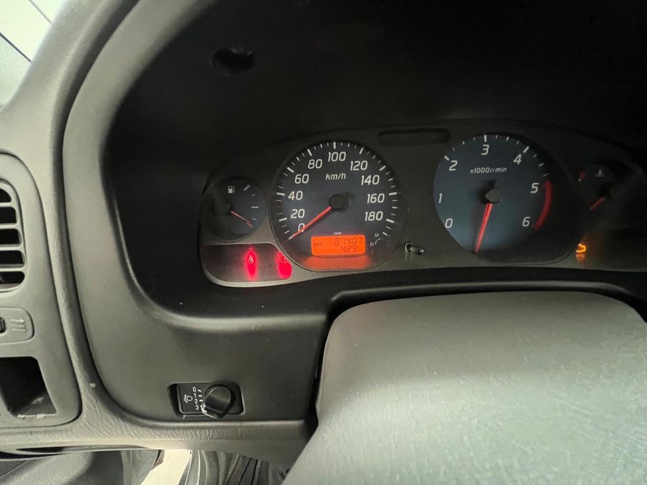 Nissan Navara D22 4x4