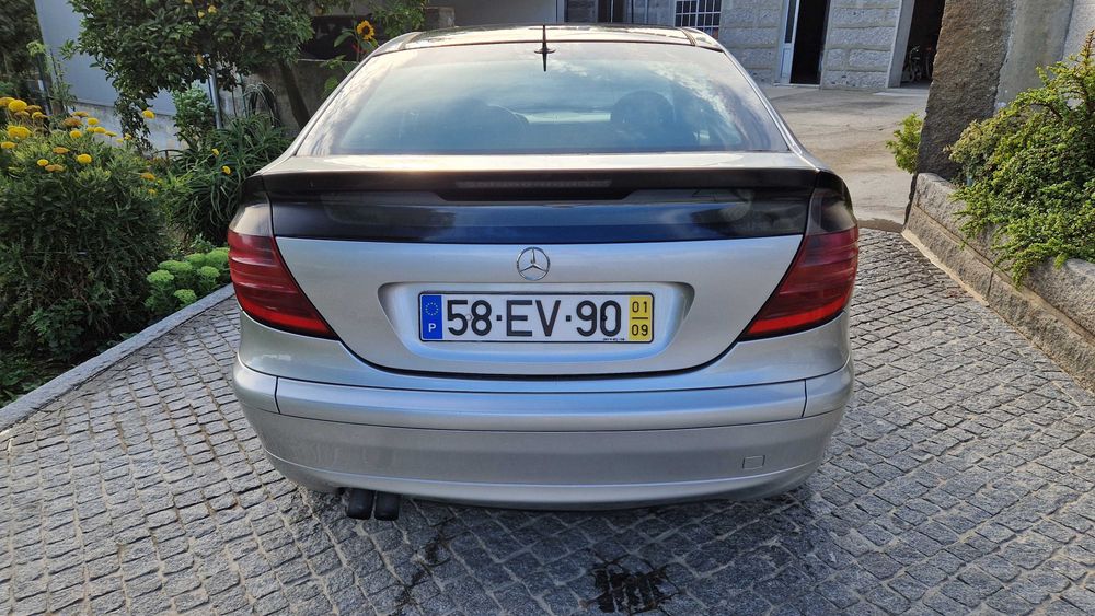 Mercedes-Benz C220 CDI Coupé Evolution