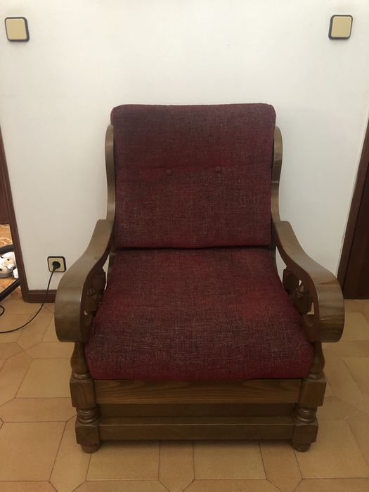 Sofá/ poltrona madeira vermelho