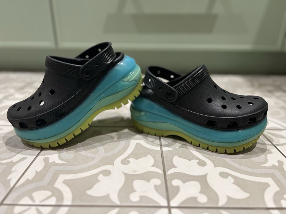 Crocs Iconic Comfort M3 W5, rozmiar 34-35