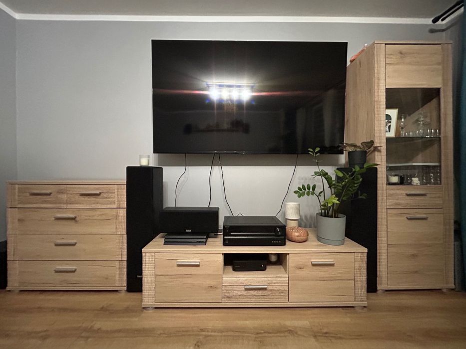 Sprzedam zestaw mebli do salonu