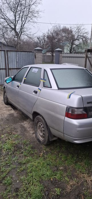 Автомобіль Ваз 2110