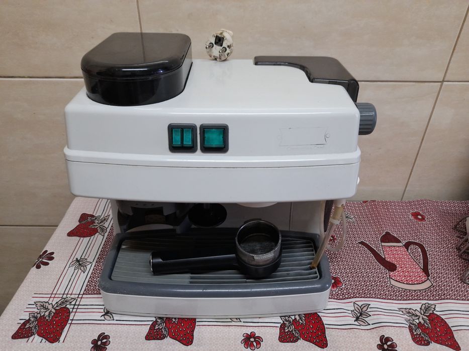Vendo 3 máquinas de café 100% funcional