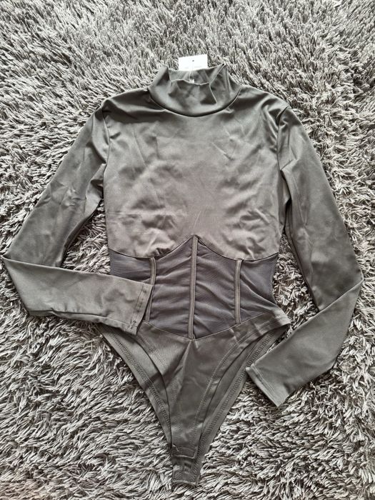 Чорний боді з сіткою