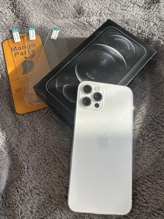 Продам в гарному стані Iphone 12 pro 256gb, Айфон 12 про на 256