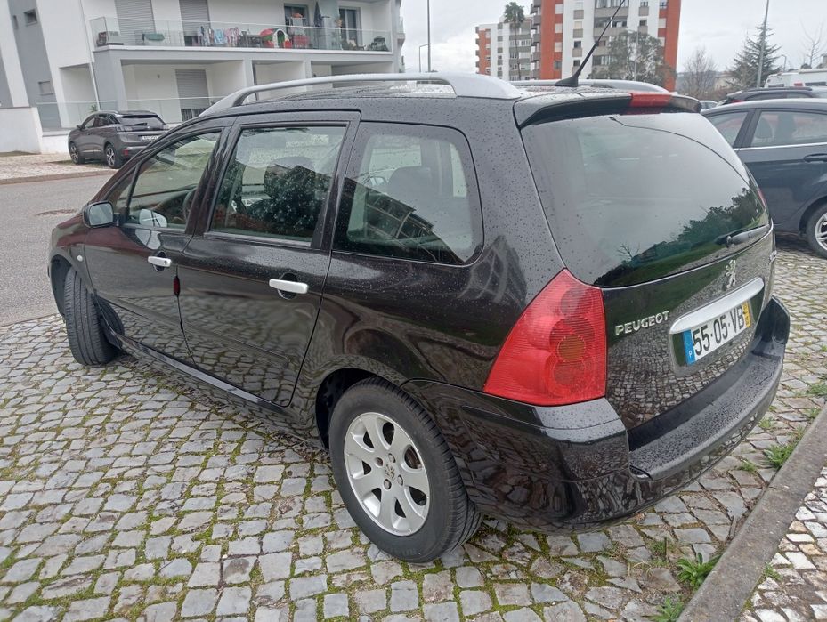 Peugeot 307 SW muito Estimada | Teto Panorâmico/Pele