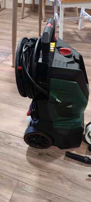 Tenho duas Maquinqs de lavar de alta pressao 2400W 170 bares