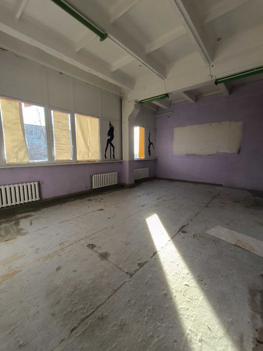 Офісно-виробничі приміщення 300кв.метрів, за ціною Однушкі ринок Нива!