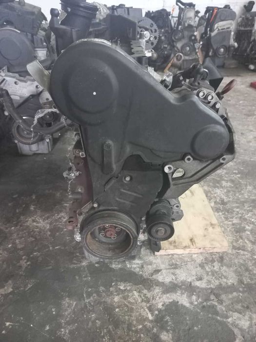 Двигатель 2.0TDI CBA Passat B6 мотор 2.0CBA Пассат Б6