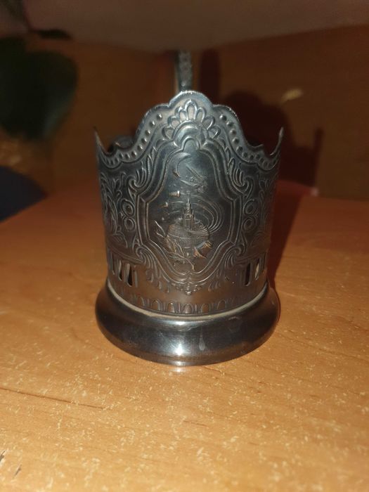 PRL koszyczki do szklanek