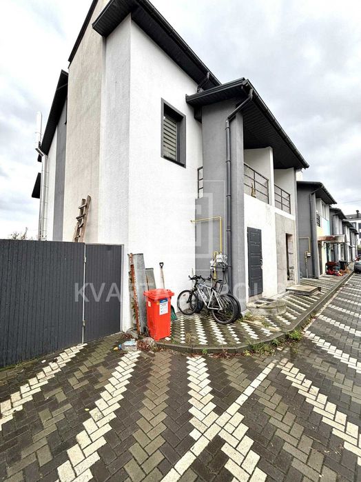 Кутовий таунхаус з власним укриттям, поряд озеро БЕЗ КОМІСІЇ