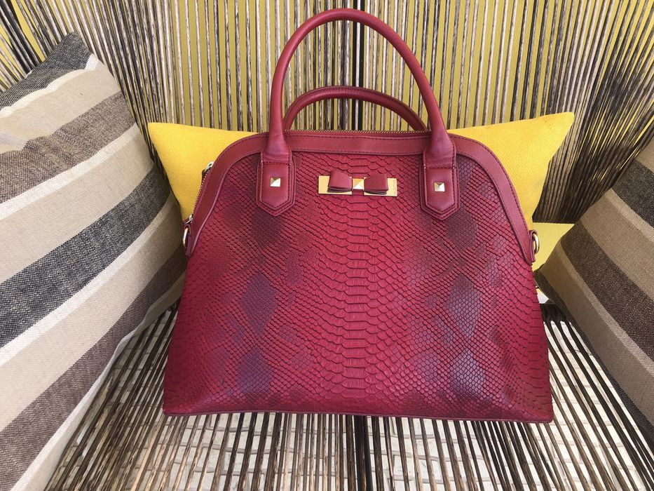 Mala/Carteira Valentino