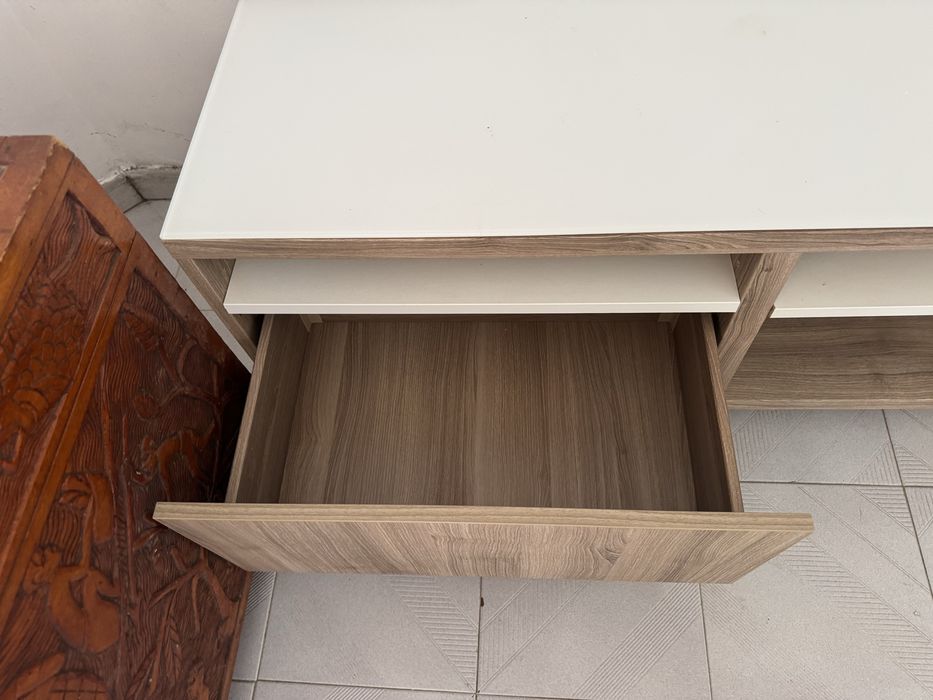 Movel tv ikea Besta