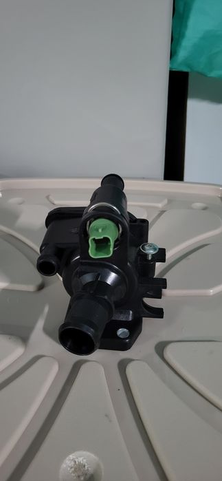 Vendo termóstato para peugeot 307 1.4, hdi.