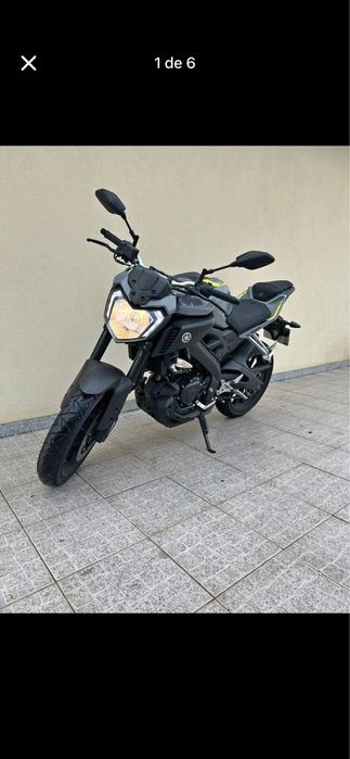 Yamaha mt 125 2017. Venda ou troca por carro.