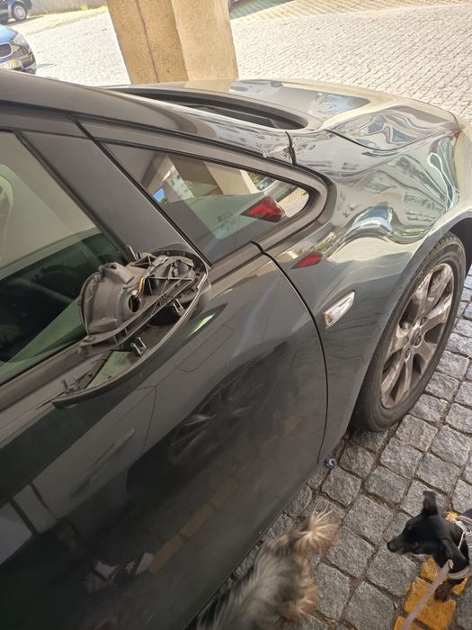 Opel Astra J (ler discrição)