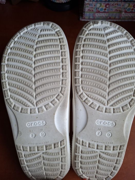 Klapki białe Crocs 41