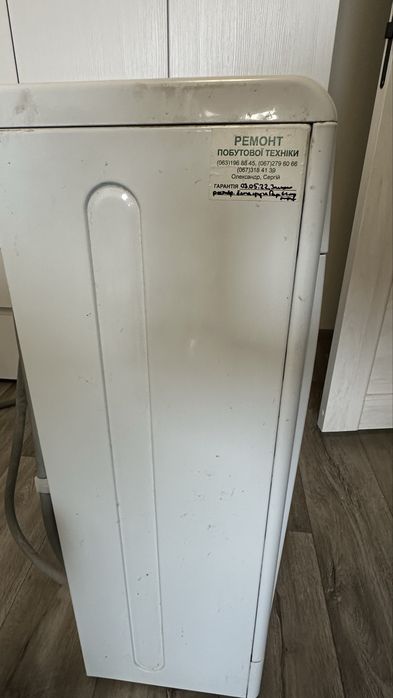 Пральна машина  Indesit WIU 82 (CSI)  — повністю робоча