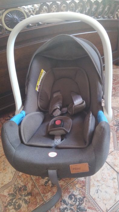 Автокрісло 0+ Carrello Mini