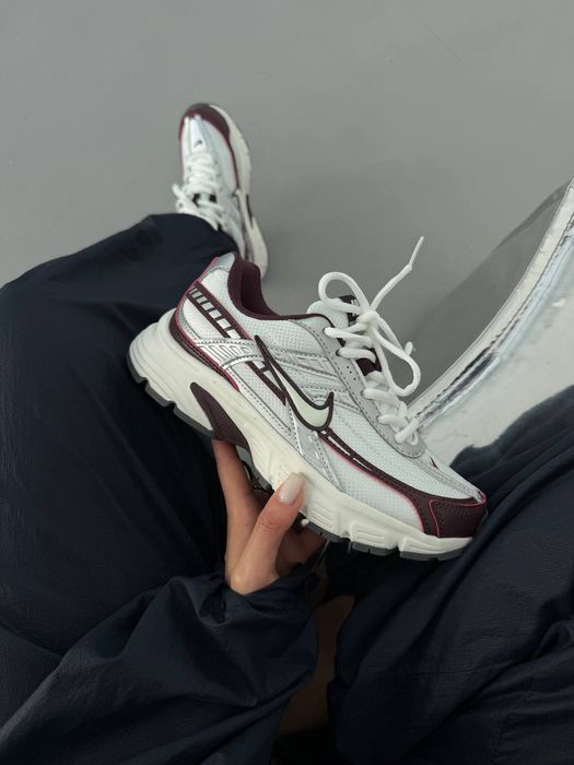 Кросівки Кроссовки NIKE INITIATOR White Burgundy Белый Бургунди Білий Бургунді Кросовки демісезон