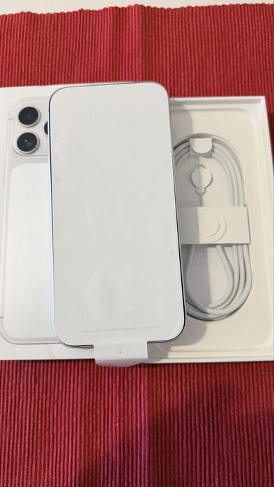 Iphone 17 pro Max 256GB Silver  Novo !