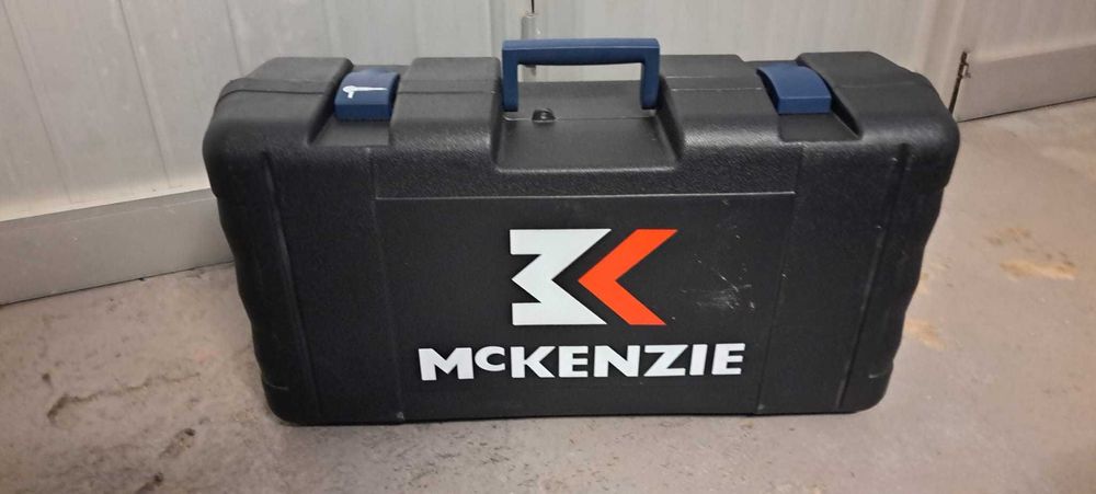 Rebarbadora MC KENZIE 200W com três discos