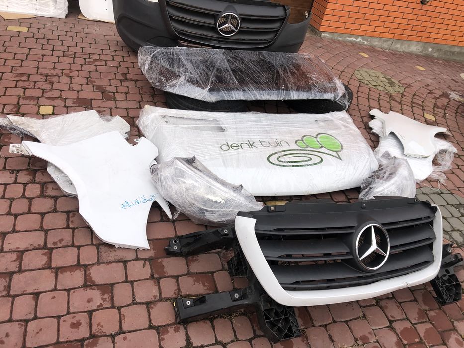 Крила крило на спринтер 907.  Sprinter 907 праве , ліве