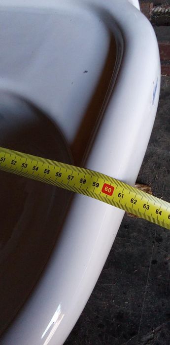 Nowa umywalka łazienkowa ceramiczna