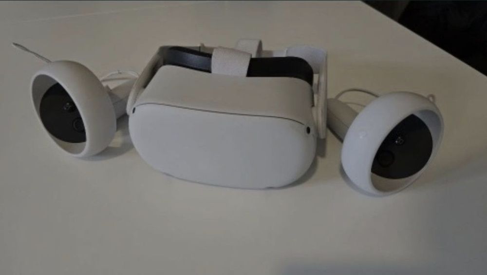 Oculus quest 2 używane 128 GB + etui